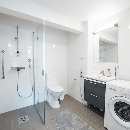 Forenom Serviced Toeoeloe Apartment *